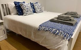 Em-Charming Apartment